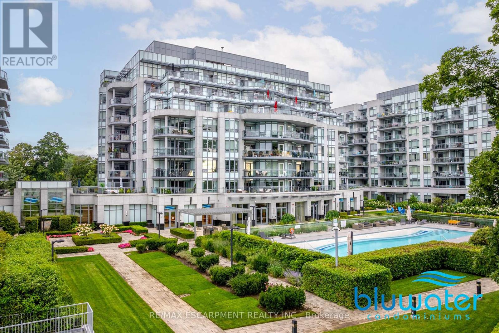 307 - 3500 Lakeshore Road W, Oakville, Ontario L6L 0B5 - Photo 3 - W12521326