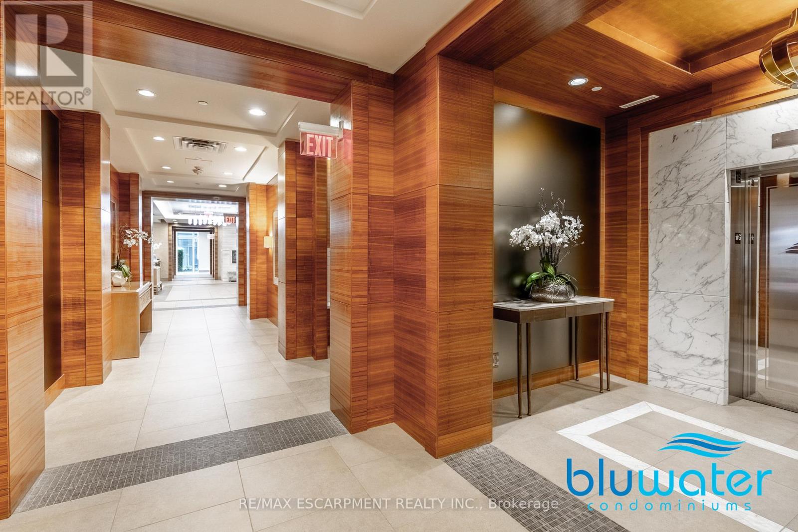 307 - 3500 Lakeshore Road W, Oakville, Ontario L6L 0B5 - Photo 5 - W12521326