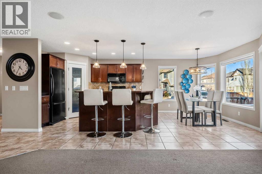 209 New Brighton Lane Se, Calgary, Alberta  T2Z 0E1 - Photo 3 - A2269315