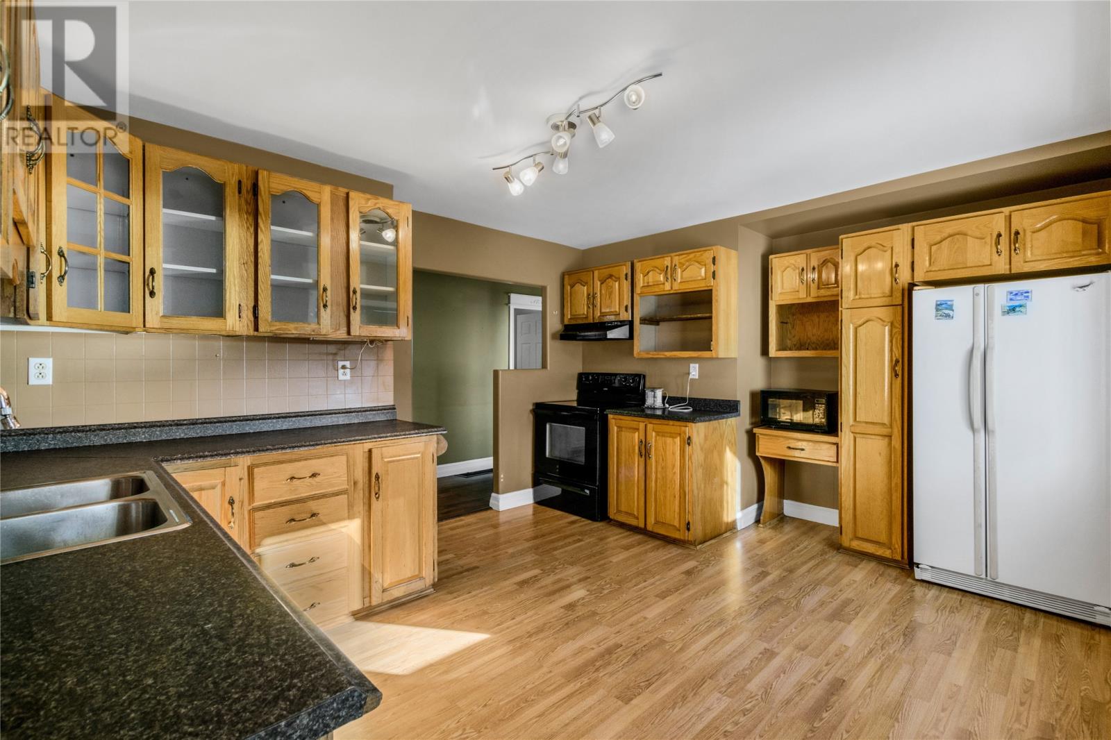 111 Main Road, Petty Harbour, Newfoundland & Labrador  A0A 3H0 - Photo 3 - 1292425