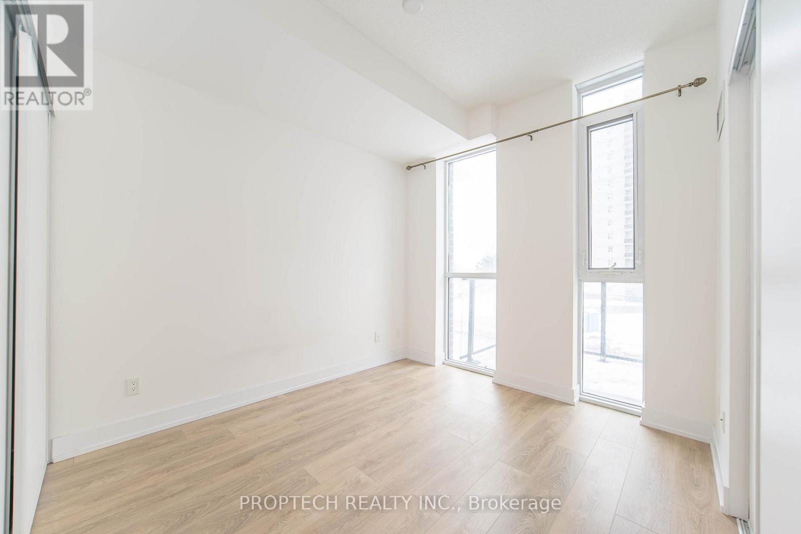 207 - 128 Fairview Mall Drive, Toronto, Ontario  M2J 0E8 - Photo 10 - C12522282