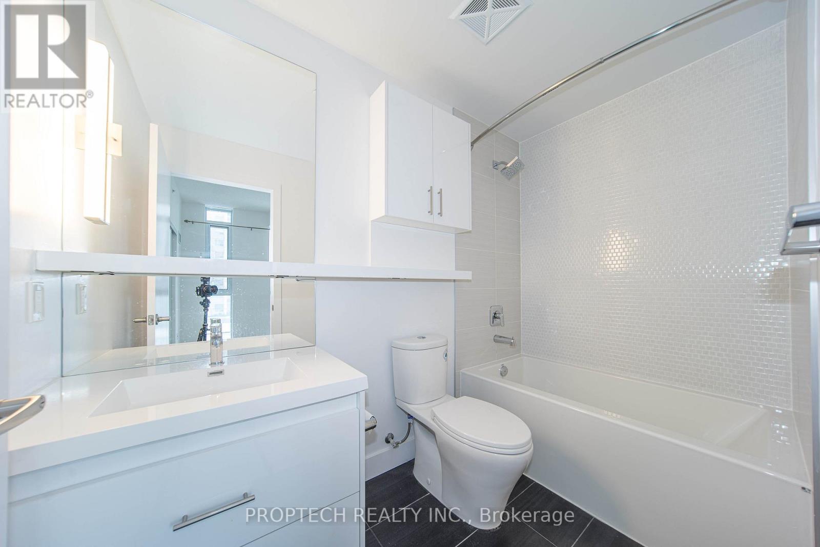 207 - 128 Fairview Mall Drive, Toronto, Ontario  M2J 0E8 - Photo 12 - C12522282