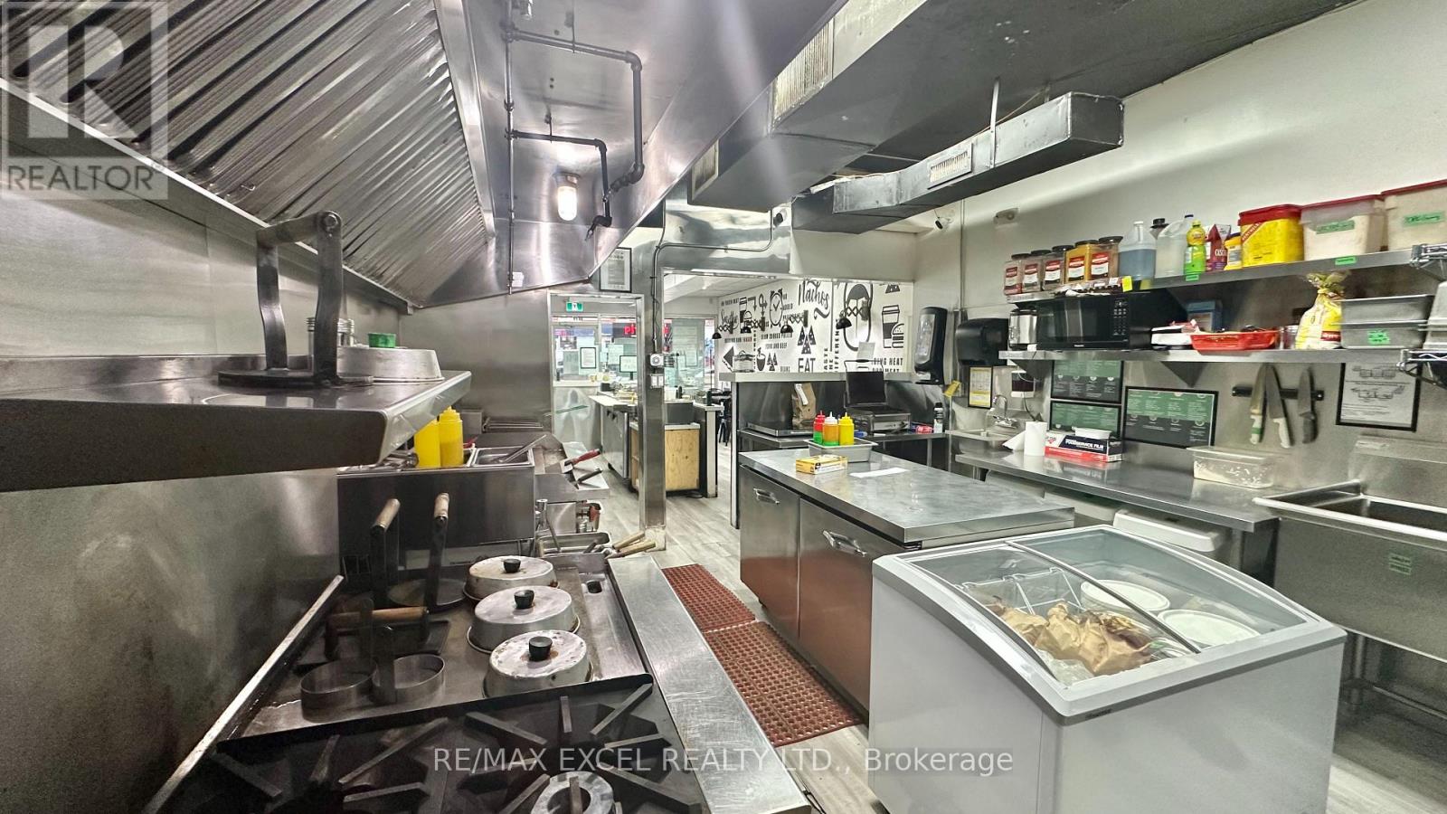 4905 Yonge Street, Toronto, Ontario  M2N 3G1 - Photo 11 - C12522294