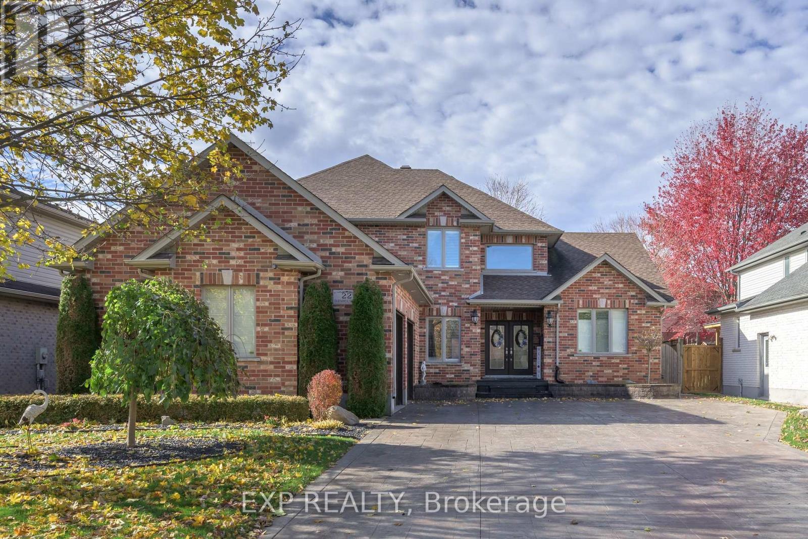 22 FARMHOUSE ROAD, London East, Ontario