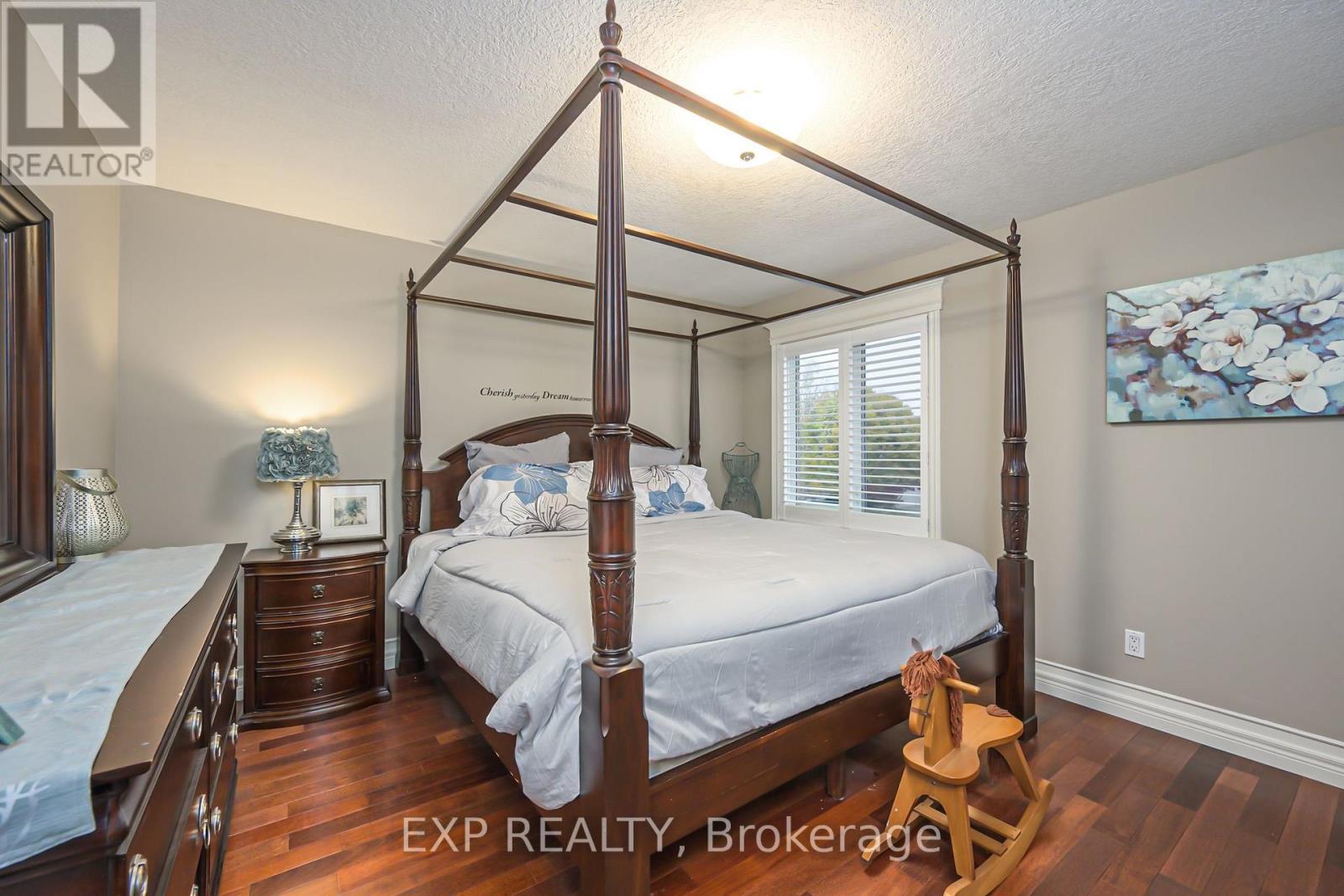 22 Farmhouse Road, London East, Ontario  N5Y 5M4 - Photo 24 - X12522448