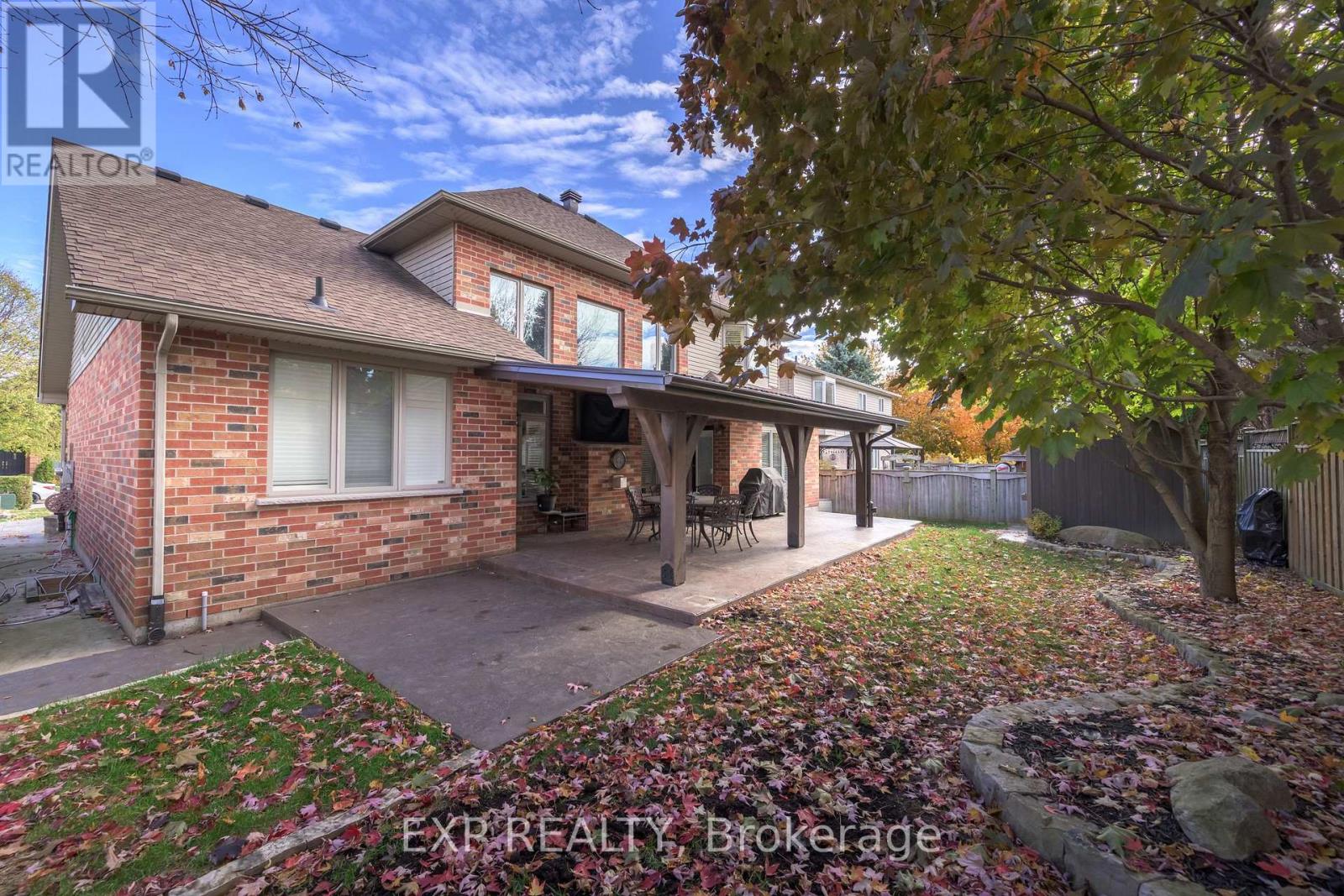 22 Farmhouse Road, London East, Ontario  N5Y 5M4 - Photo 37 - X12522448