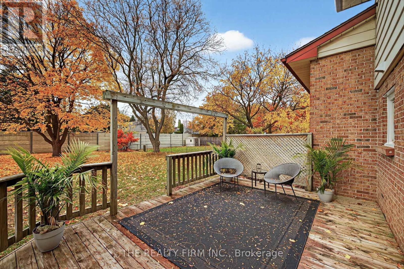 1180 Guildwood Boulevard, London North, Ontario  N6H 4G9 - Photo 33 - X12522648