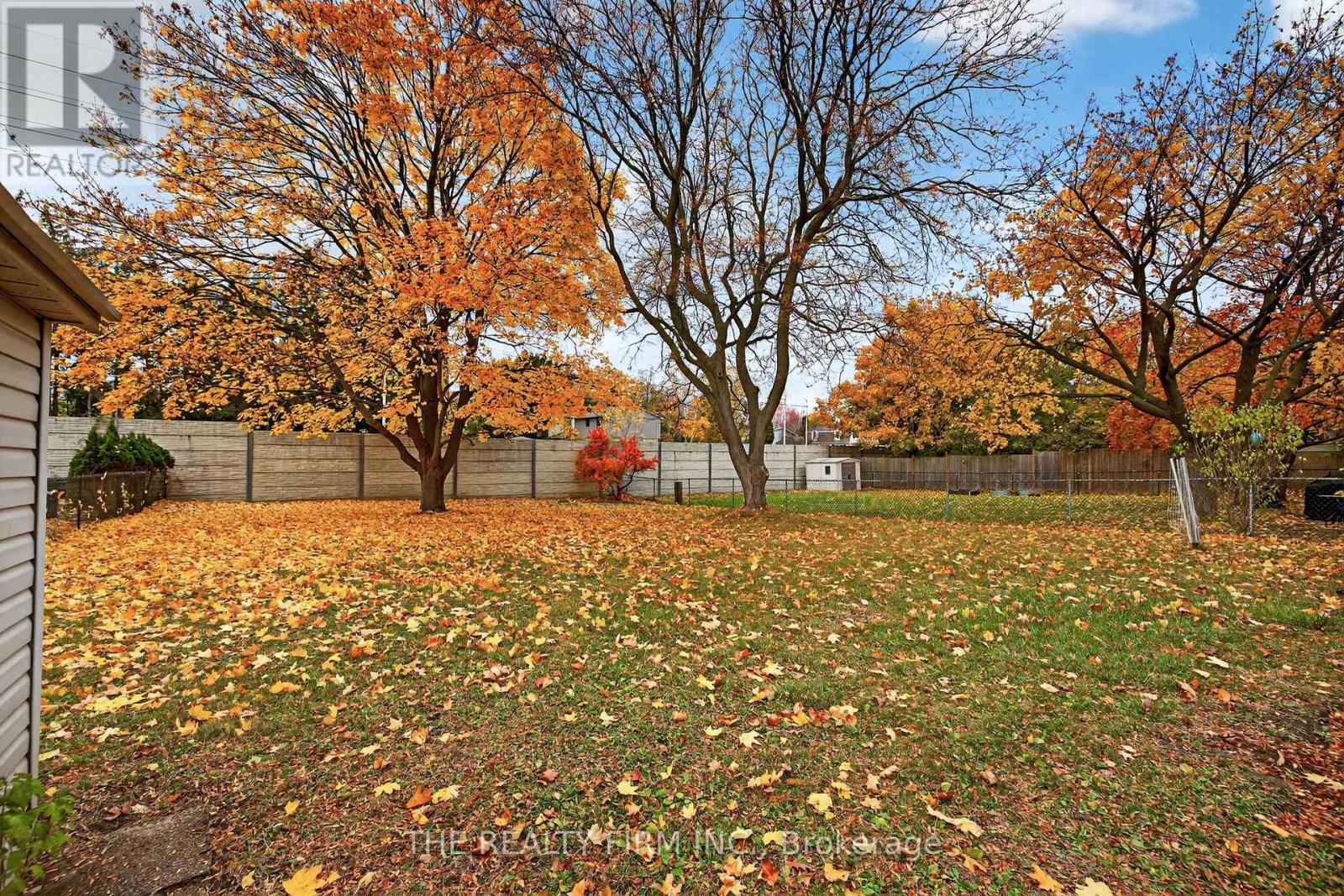 1180 Guildwood Boulevard, London North, Ontario  N6H 4G9 - Photo 34 - X12522648