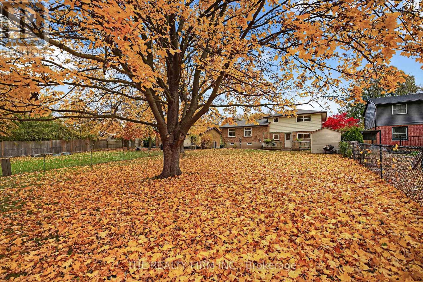 1180 Guildwood Boulevard, London North, Ontario  N6H 4G9 - Photo 36 - X12522648