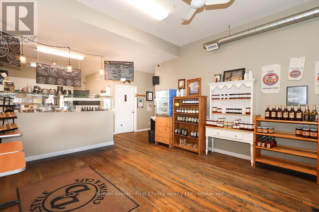 8 Woodstock Street N, East Zorra-Tavistock, Ontario N0B 2R0 - Photo 8 - X12522420