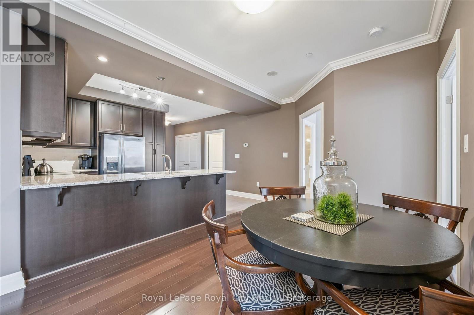 606 - 160 Macdonell Street, Guelph, Ontario N1H 0A9 - Photo 18 - X12522668