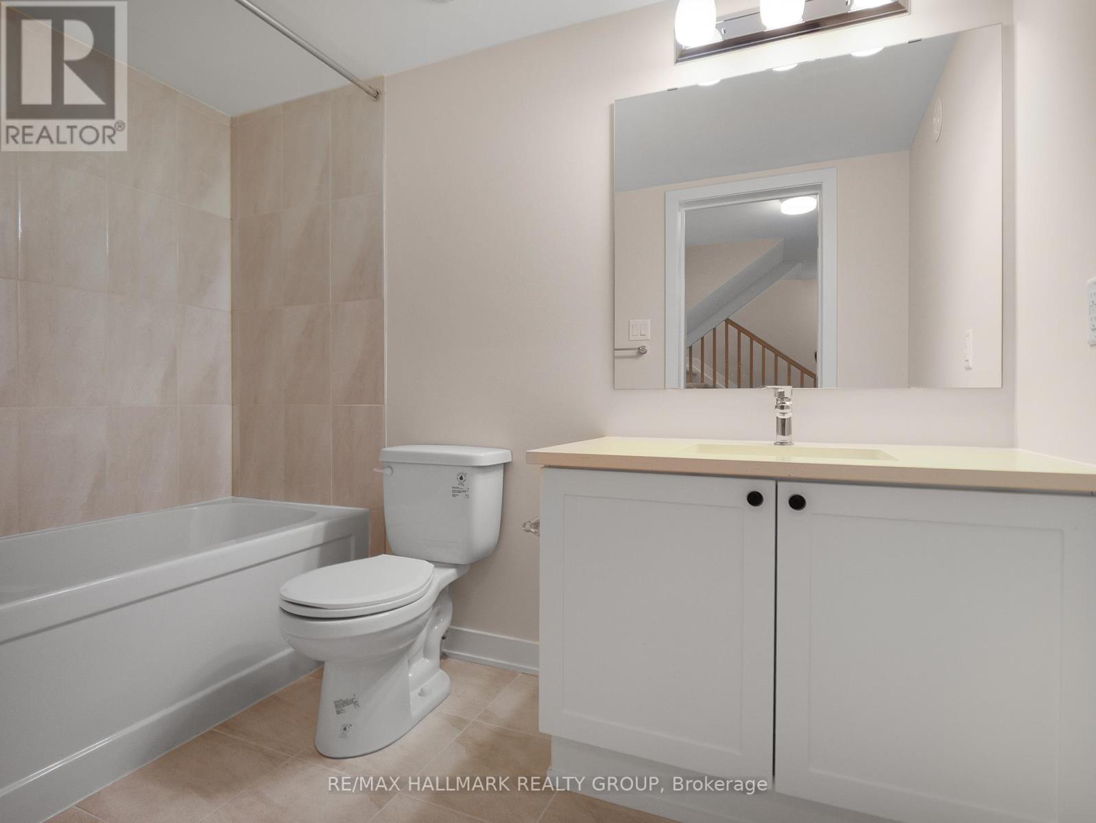 420 Mishi Private, Ottawa, Ontario  K1K 0P2 - Photo 11 - X12522430