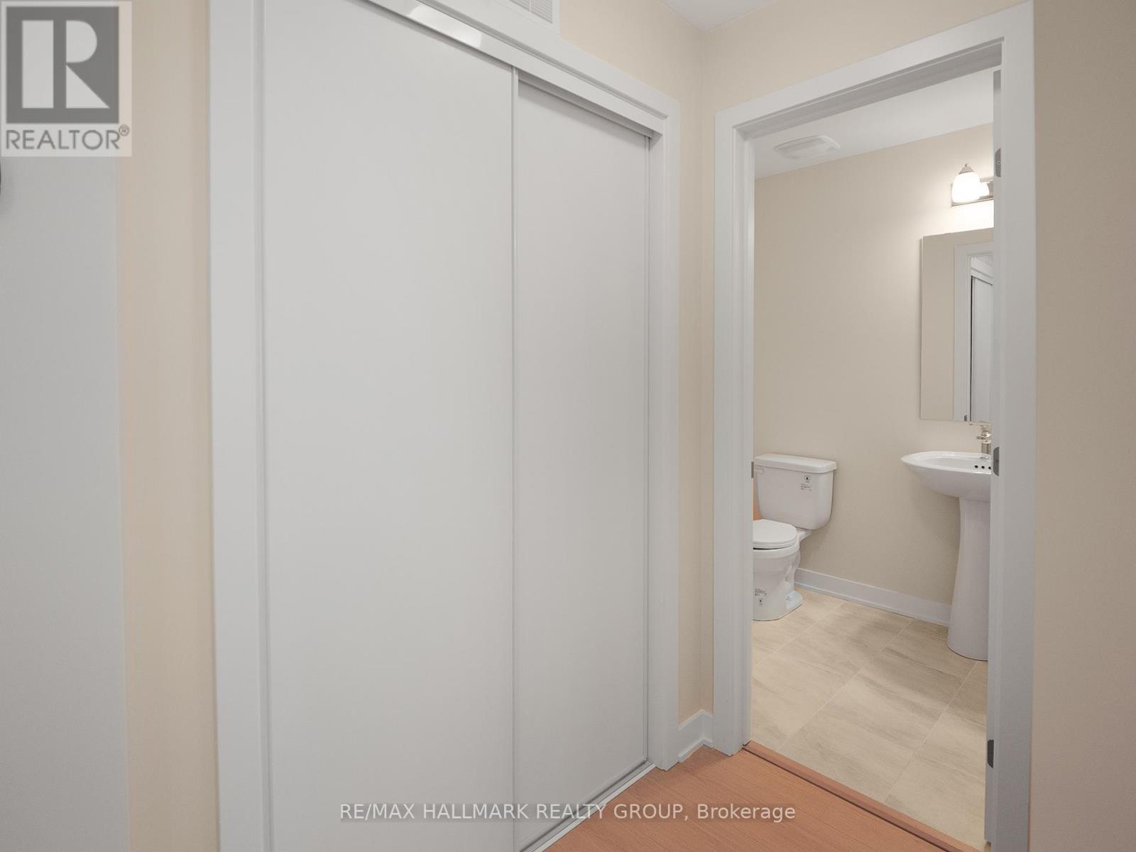 420 Mishi Private, Ottawa, Ontario  K1K 0P2 - Photo 7 - X12522430