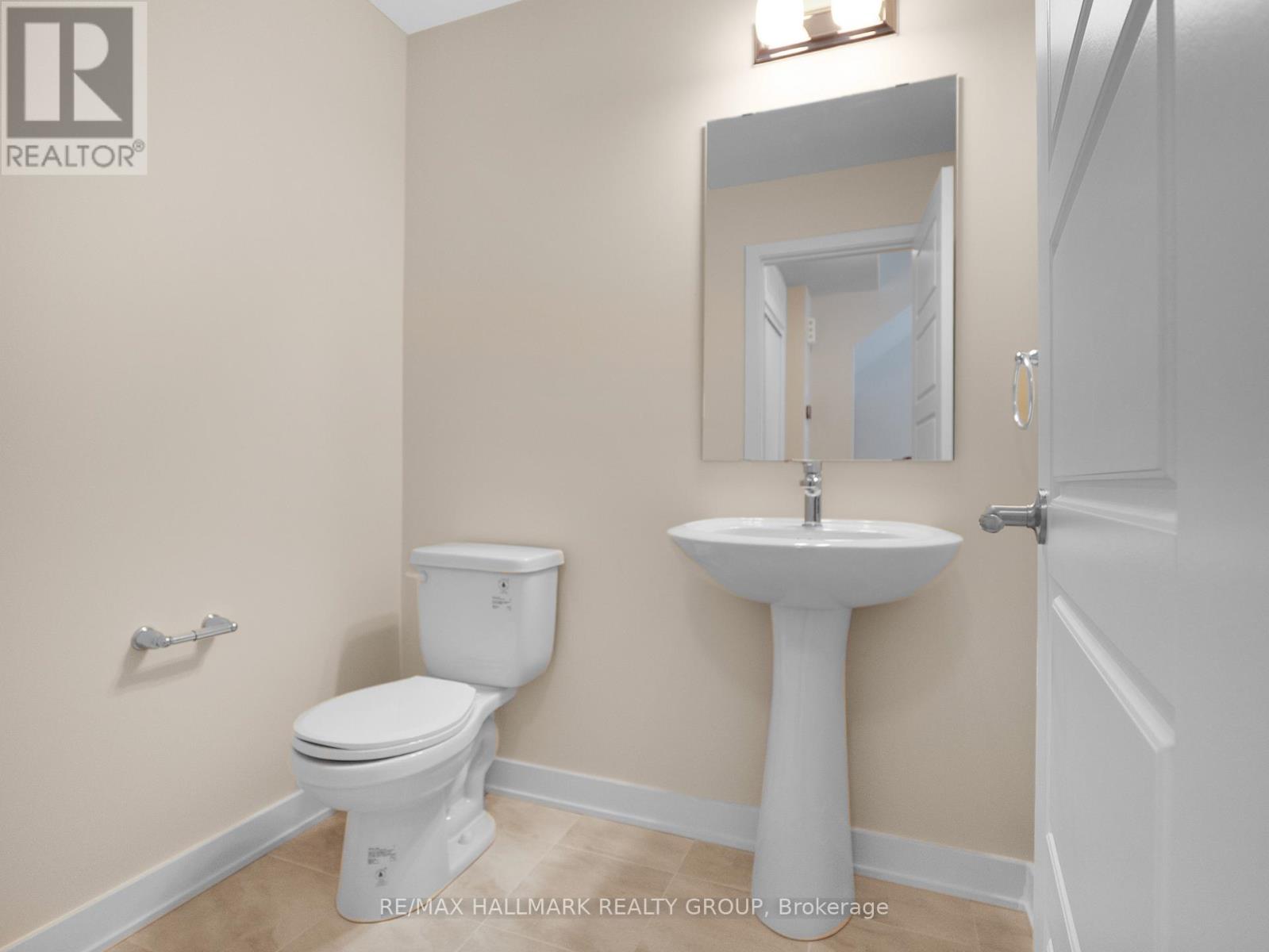 420 Mishi Private, Ottawa, Ontario  K1K 0P2 - Photo 8 - X12522430