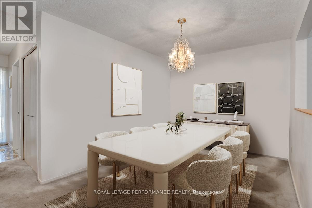 7 Carmichael Court, Ottawa, Ontario  K2K 1K1 - Photo 7 - X12522476