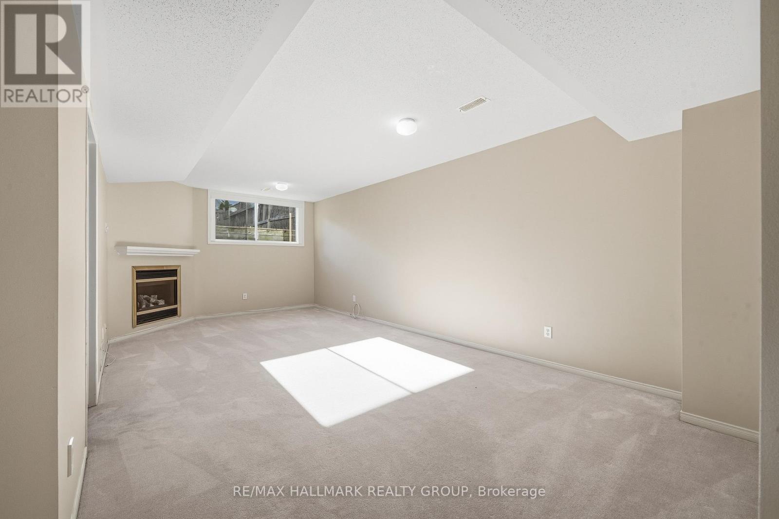 204 Greenridge Street, Ottawa, Ontario  K1C 7R3 - Photo 27 - X12522574