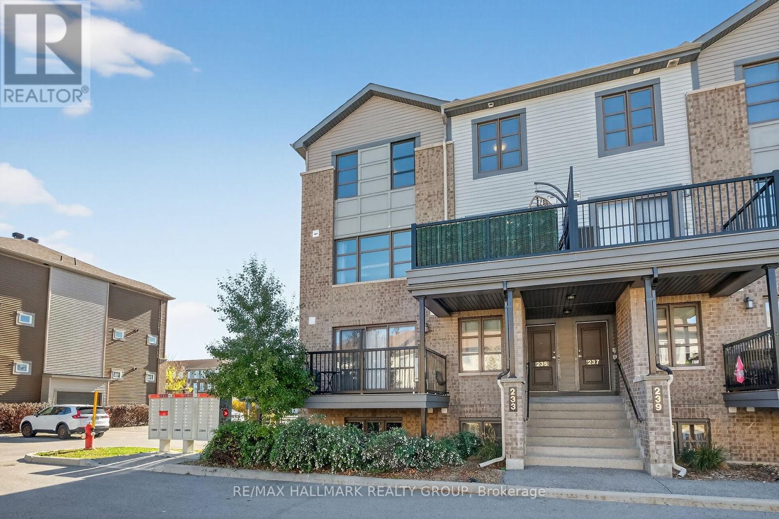 22 - 235 Infusion Private, Ottawa, Ontario  K2J 5X2 - Photo 3 - X12522628