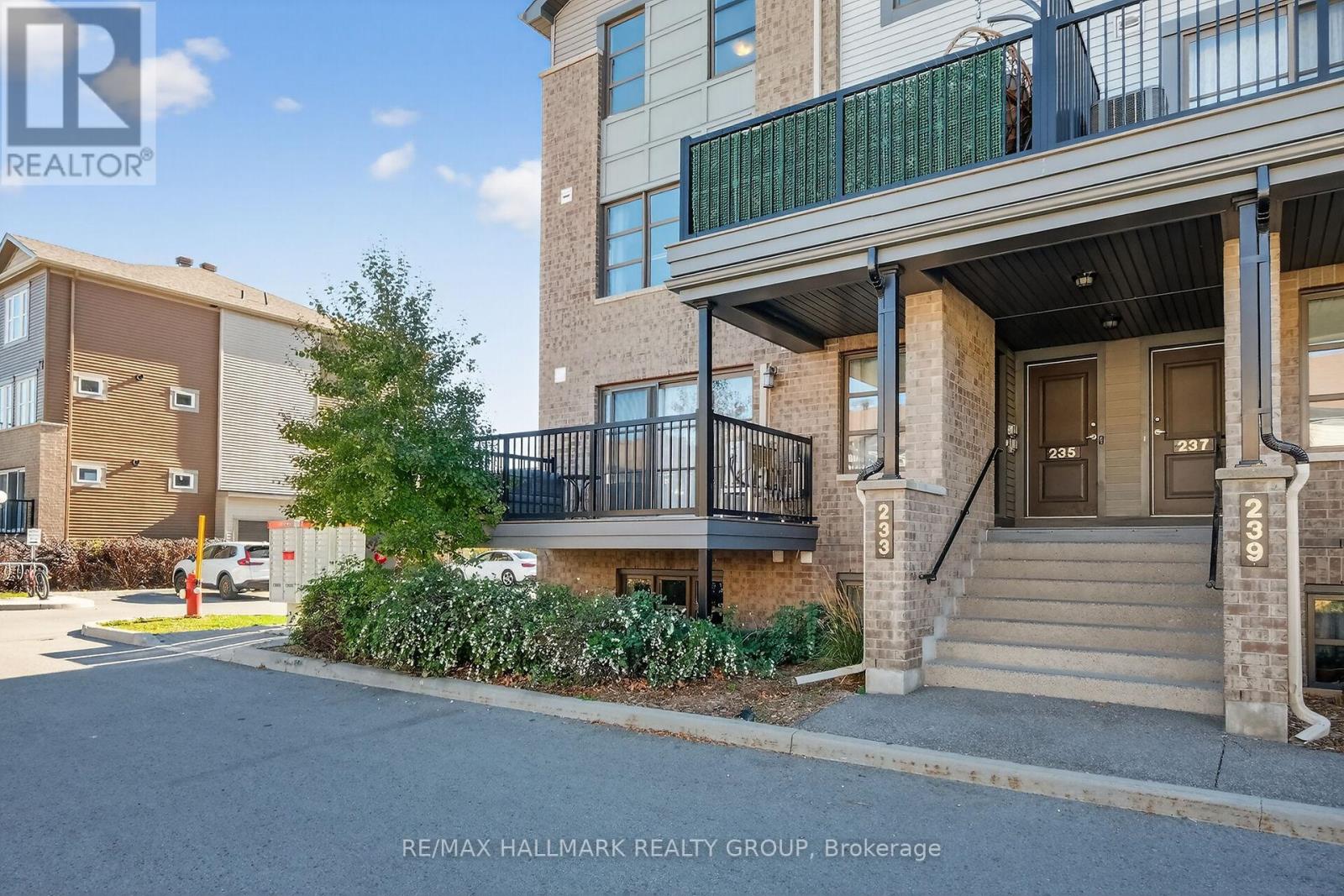 22 - 235 Infusion Private, Ottawa, Ontario  K2J 5X2 - Photo 4 - X12522628