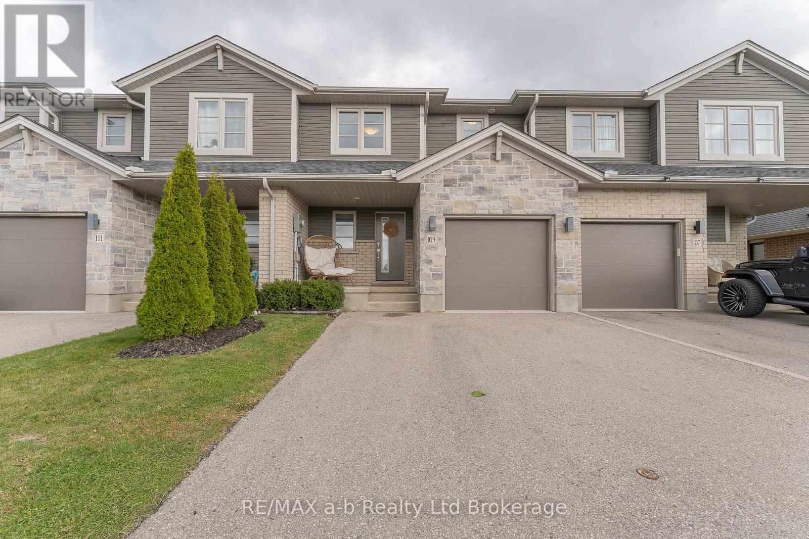 109 DENRICH AVENUE, Tillsonburg, Ontario