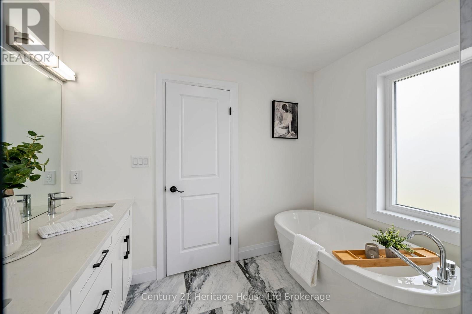 2363 Bakervilla Street, London South, Ontario  N6P 0H4 - Photo 23 - X12522442