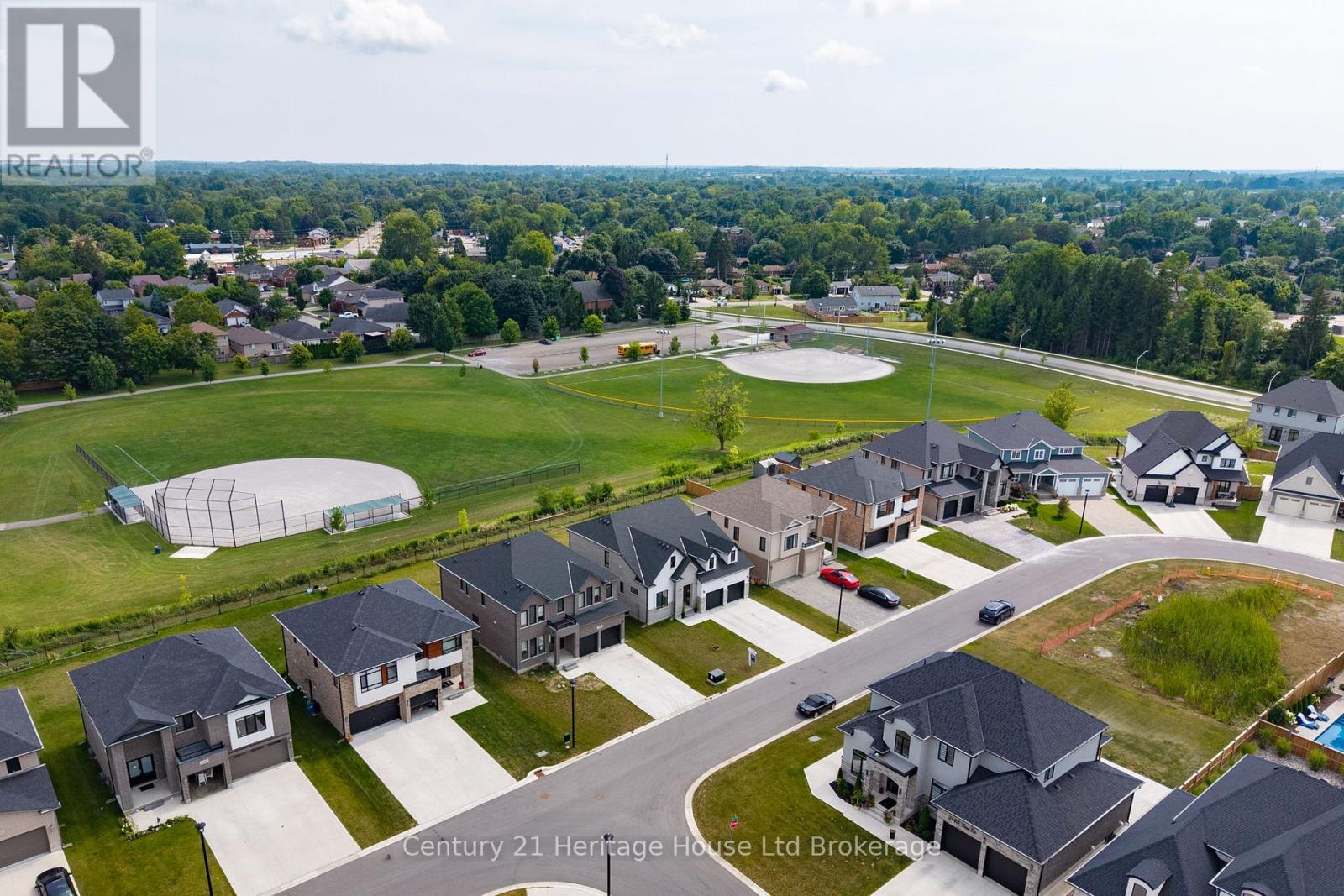 2363 Bakervilla Street, London South, Ontario  N6P 0H4 - Photo 43 - X12522442