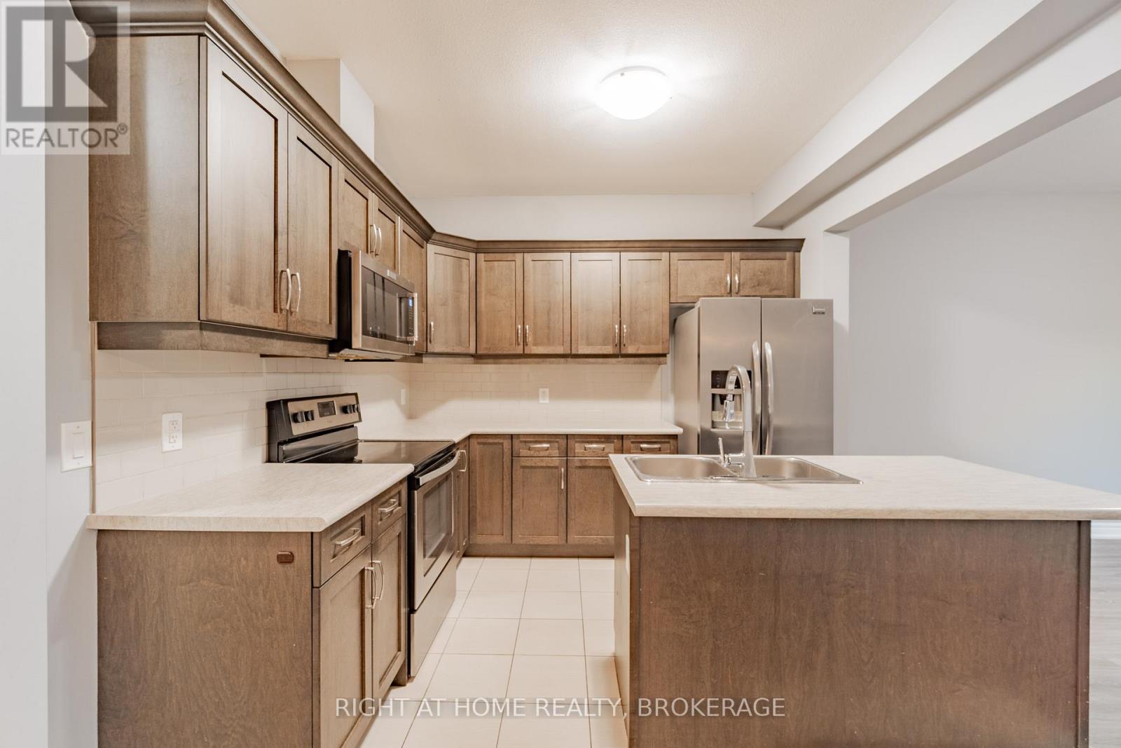 9513 Tallgrass Avenue, Niagara Falls, Ontario  L2G 0Y2 - Photo 8 - X12522356