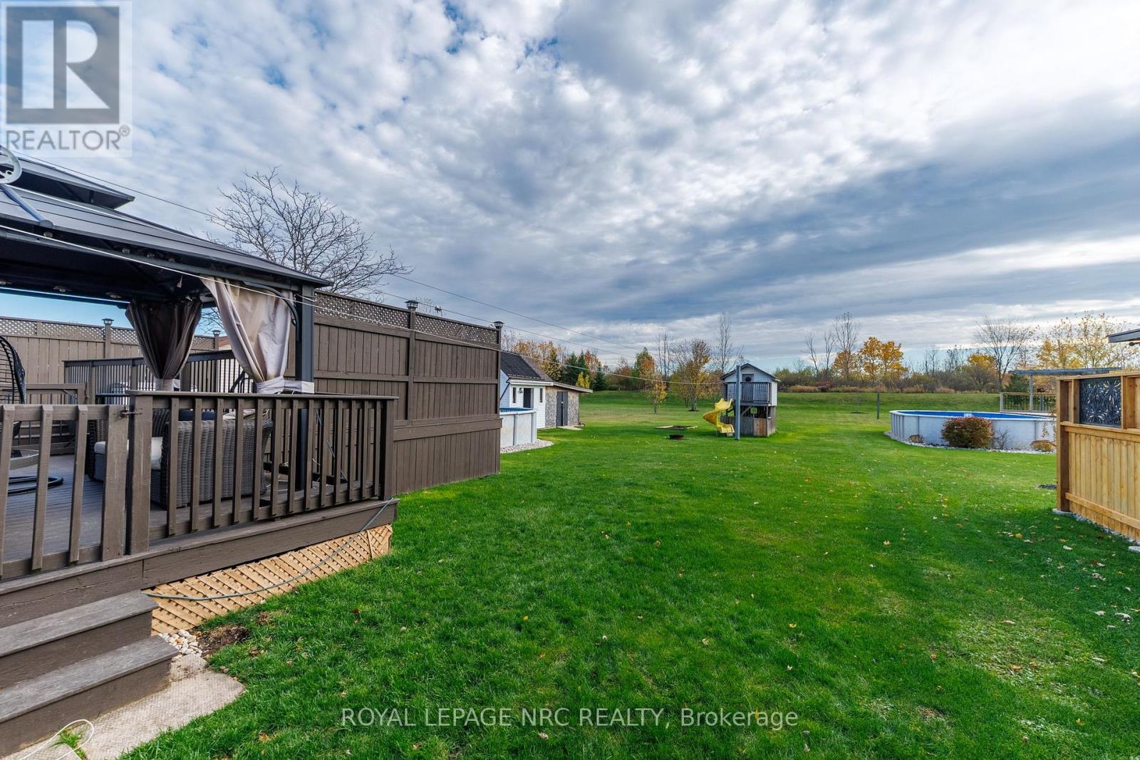 2455 Coral Avenue, Fort Erie, Ontario  L0S 1S0 - Photo 6 - X12522364