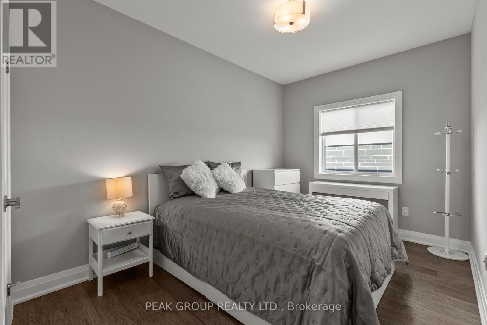 398 Aqueduct Street, Welland, Ontario  L3C 0H3 - Photo 25 - X12522426