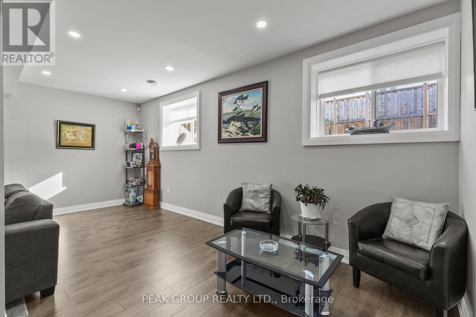 398 Aqueduct Street, Welland, Ontario  L3C 0H3 - Photo 33 - X12522426