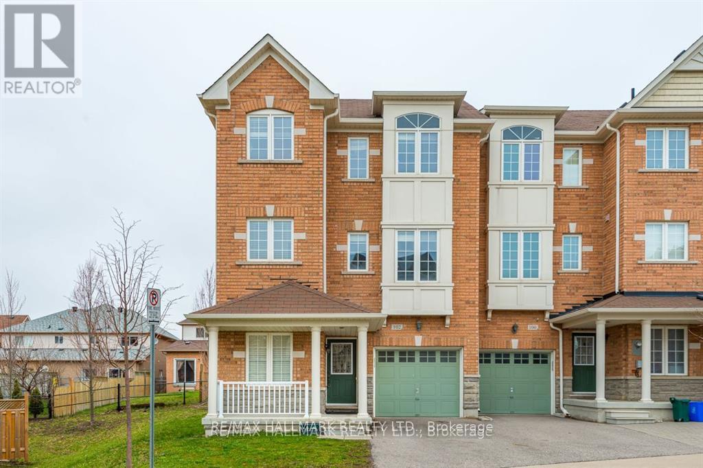 102 - 15 OLD COLONY ROAD, Richmond Hill, Ontario