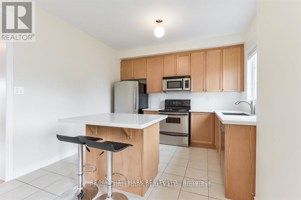 102 - 15 Old Colony Road, Richmond Hill, Ontario  L4E 4L5 - Photo 10 - N12522210