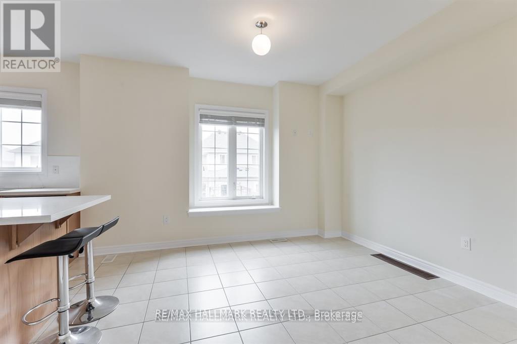 102 - 15 Old Colony Road, Richmond Hill, Ontario  L4E 4L5 - Photo 14 - N12522210