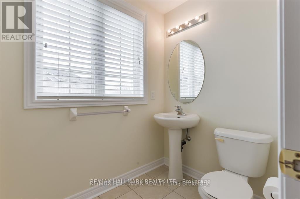 102 - 15 Old Colony Road, Richmond Hill, Ontario  L4E 4L5 - Photo 19 - N12522210