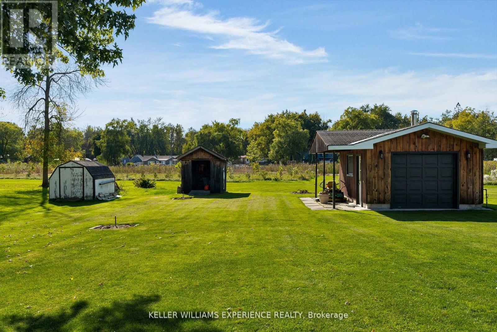 228 Bayshore Road, Innisfil, Ontario  L0L 1K0 - Photo 17 - N12522214