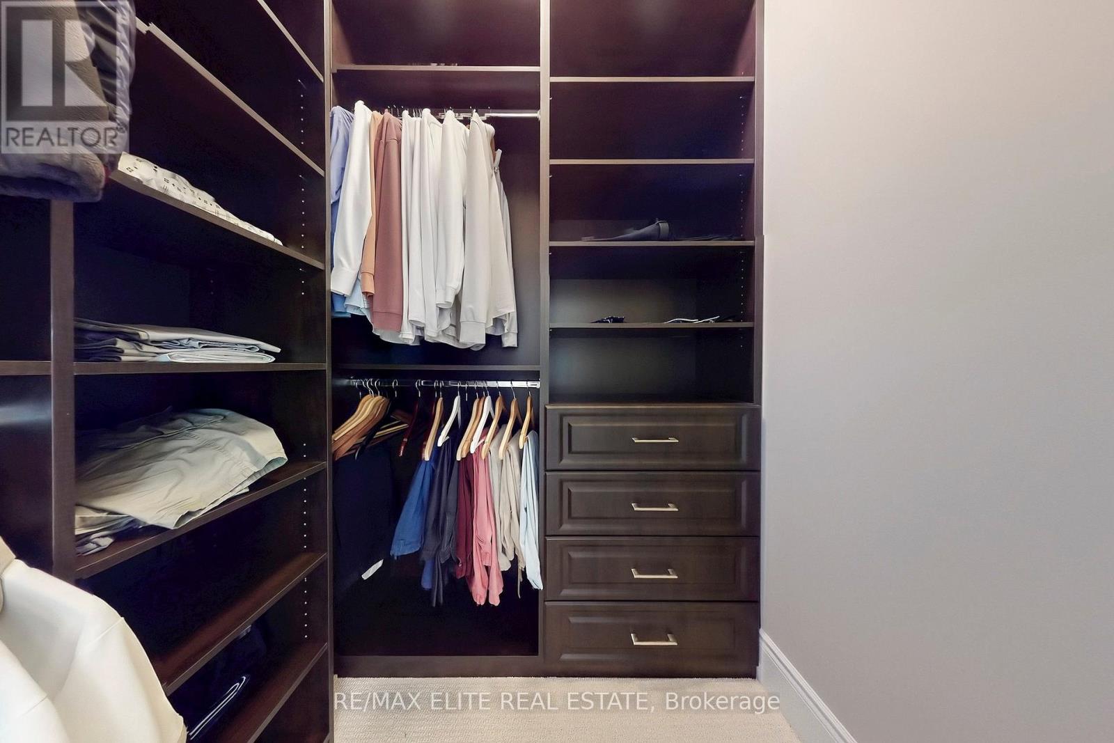 59 Carisbrooke Circle, Aurora, Ontario  L4G 0K4 - Photo 34 - N12522264