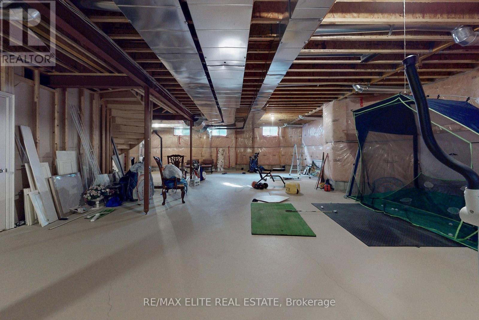 59 Carisbrooke Circle, Aurora, Ontario  L4G 0K4 - Photo 39 - N12522264