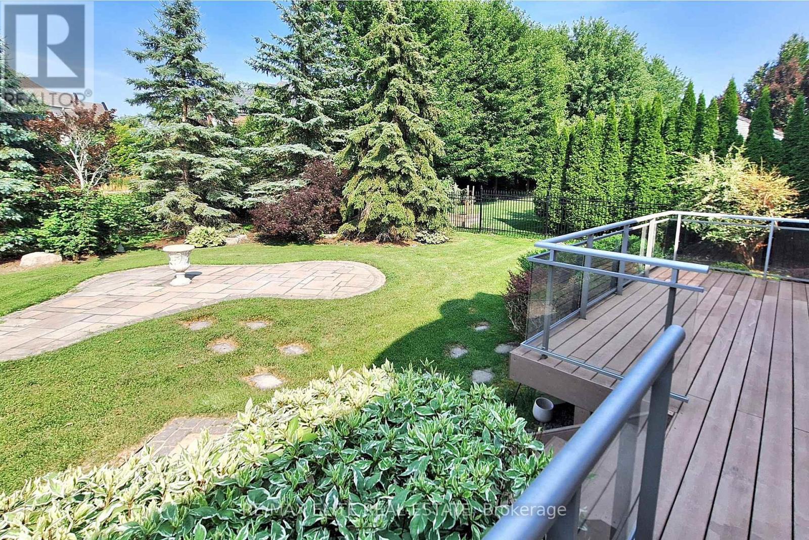 59 Carisbrooke Circle, Aurora, Ontario  L4G 0K4 - Photo 41 - N12522264