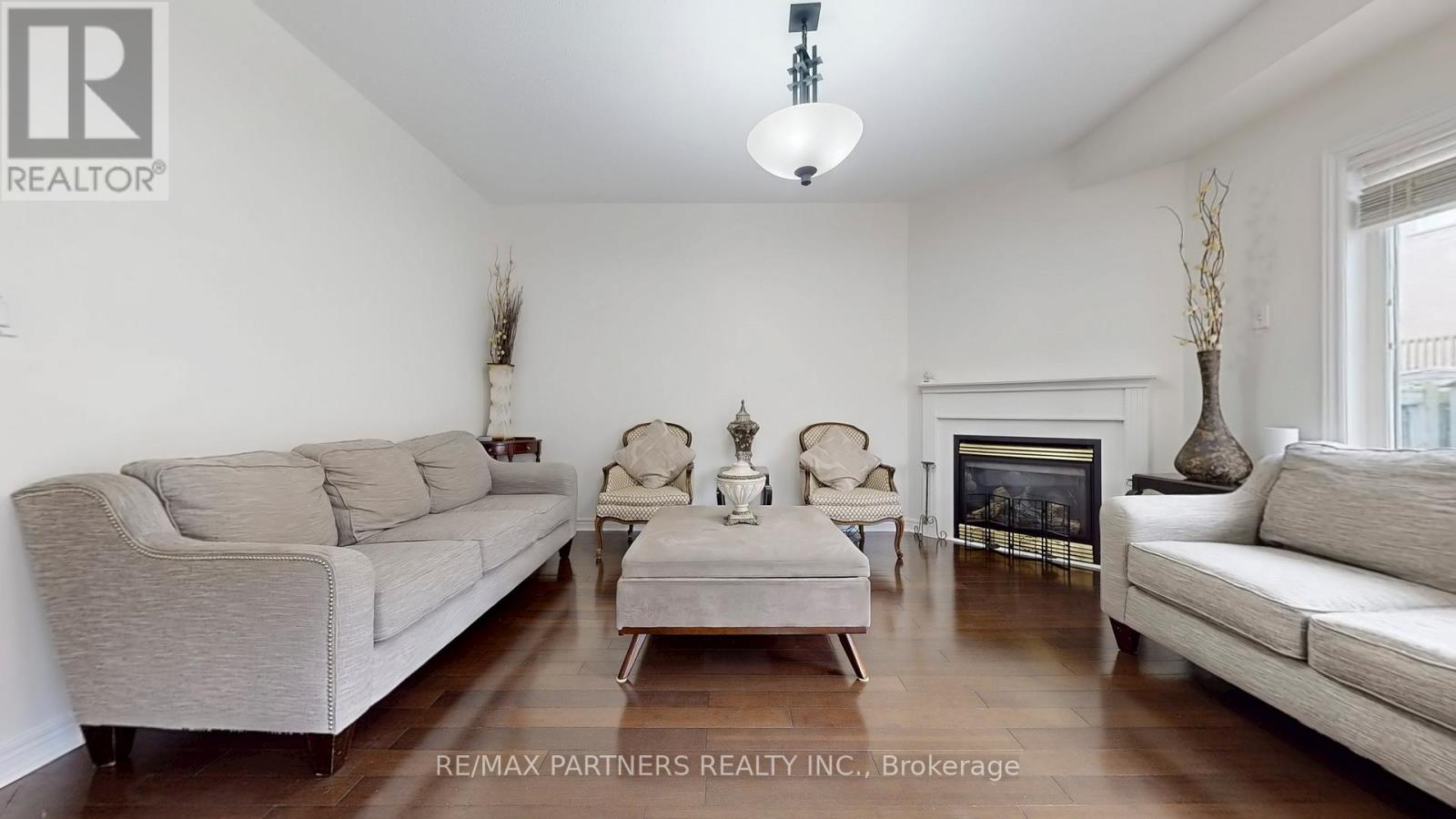 240 Swan Park Road, Markham, Ontario L6E 0B1 - Photo 13 - N12522302