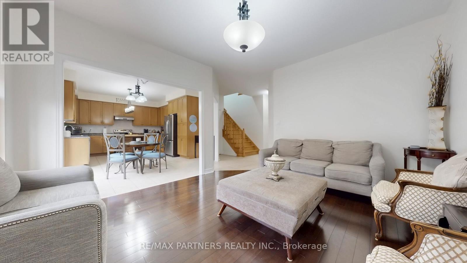 240 Swan Park Road, Markham, Ontario L6E 0B1 - Photo 18 - N12522302