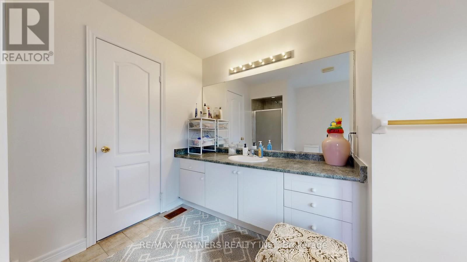 240 Swan Park Road, Markham, Ontario L6E 0B1 - Photo 31 - N12522302