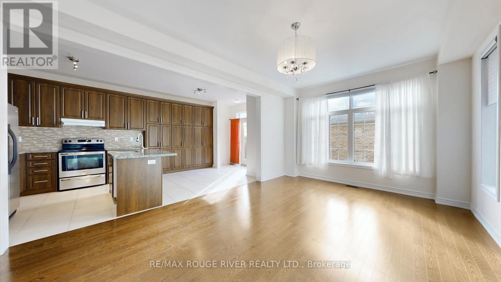 2732 Donald Cousens Parkway, Markham, Ontario  L6B 0X9 - Photo 12 - N12522344