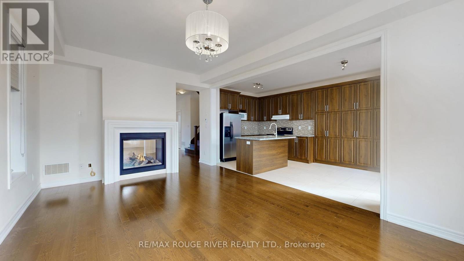 2732 Donald Cousens Parkway, Markham, Ontario  L6B 0X9 - Photo 13 - N12522344