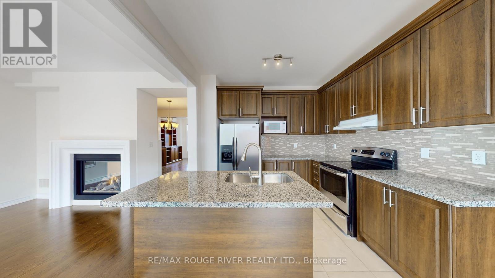 2732 Donald Cousens Parkway, Markham, Ontario  L6B 0X9 - Photo 15 - N12522344