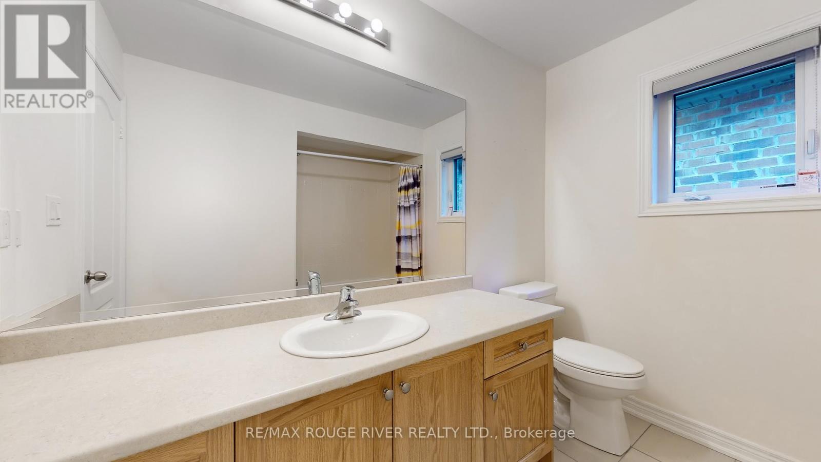 2732 Donald Cousens Parkway, Markham, Ontario  L6B 0X9 - Photo 34 - N12522344