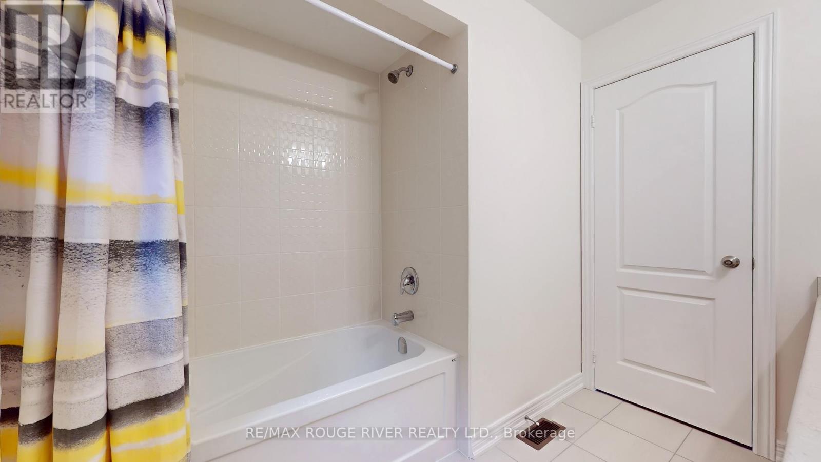 2732 Donald Cousens Parkway, Markham, Ontario  L6B 0X9 - Photo 35 - N12522344