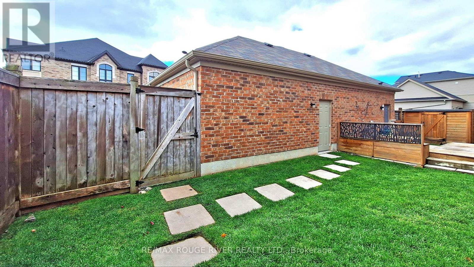 2732 Donald Cousens Parkway, Markham, Ontario  L6B 0X9 - Photo 44 - N12522344