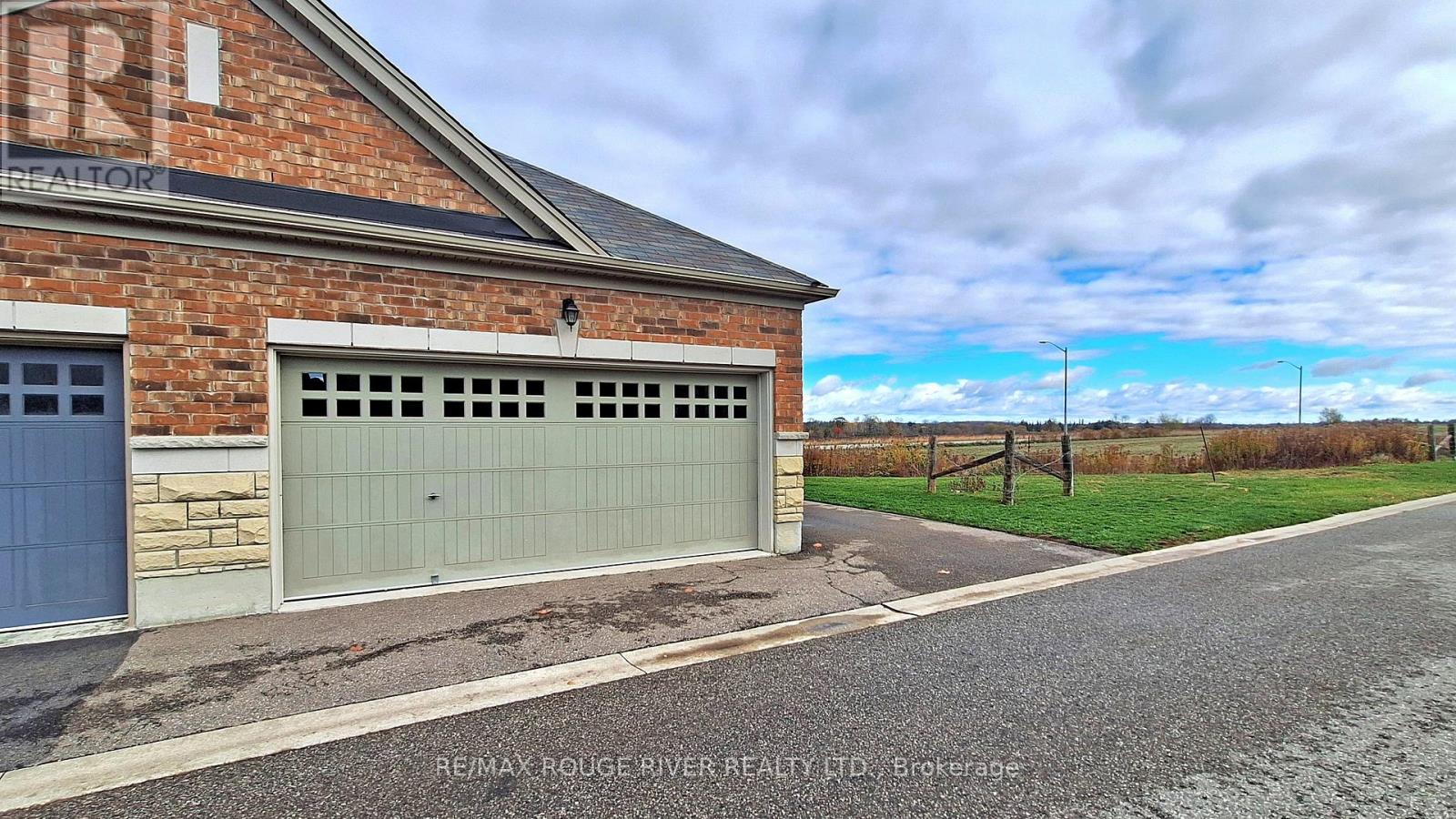 2732 Donald Cousens Parkway, Markham, Ontario  L6B 0X9 - Photo 48 - N12522344