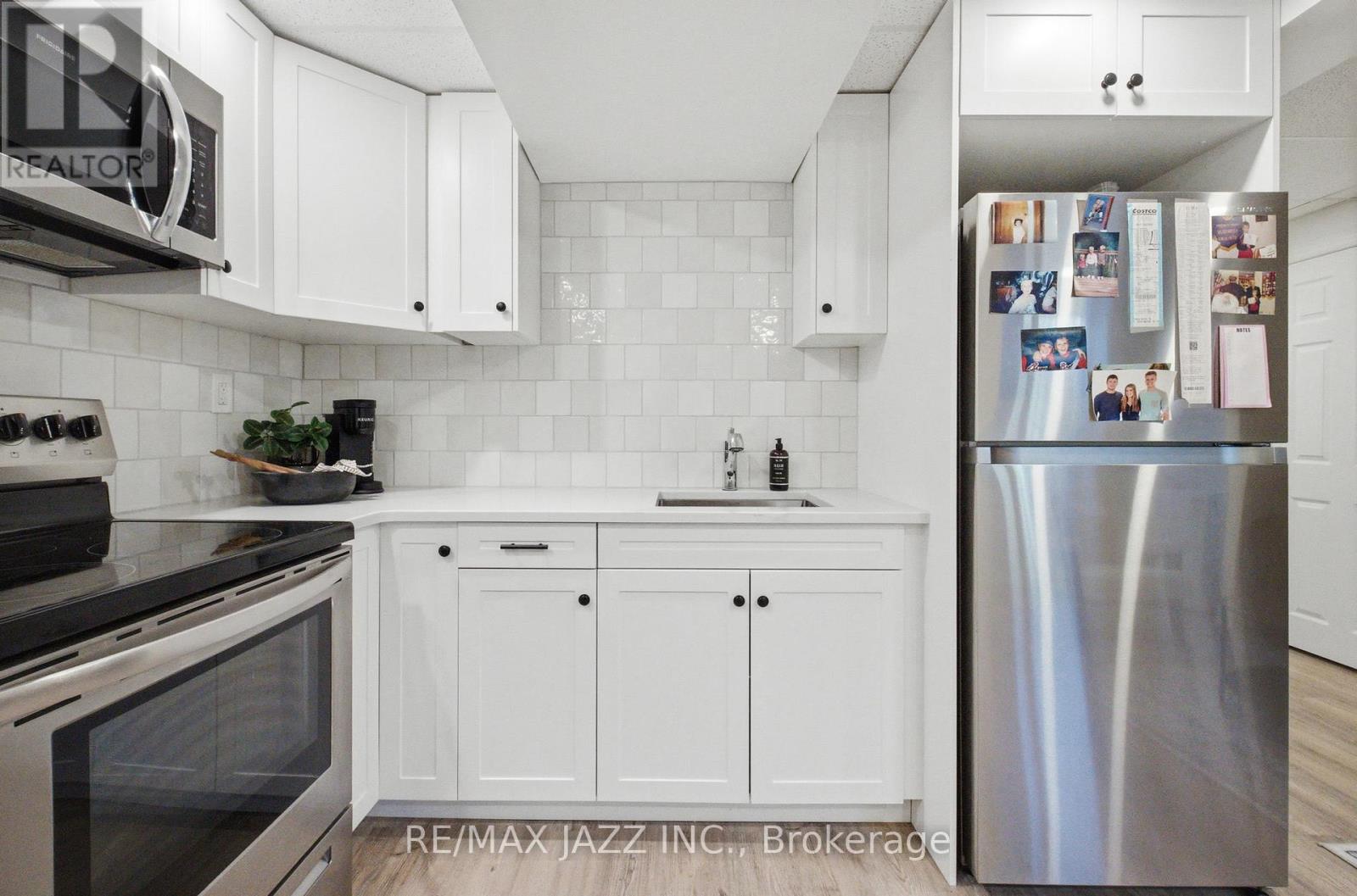 127 Laing Drive, Whitby, Ontario  L1P 0N5 - Photo 39 - E12522570