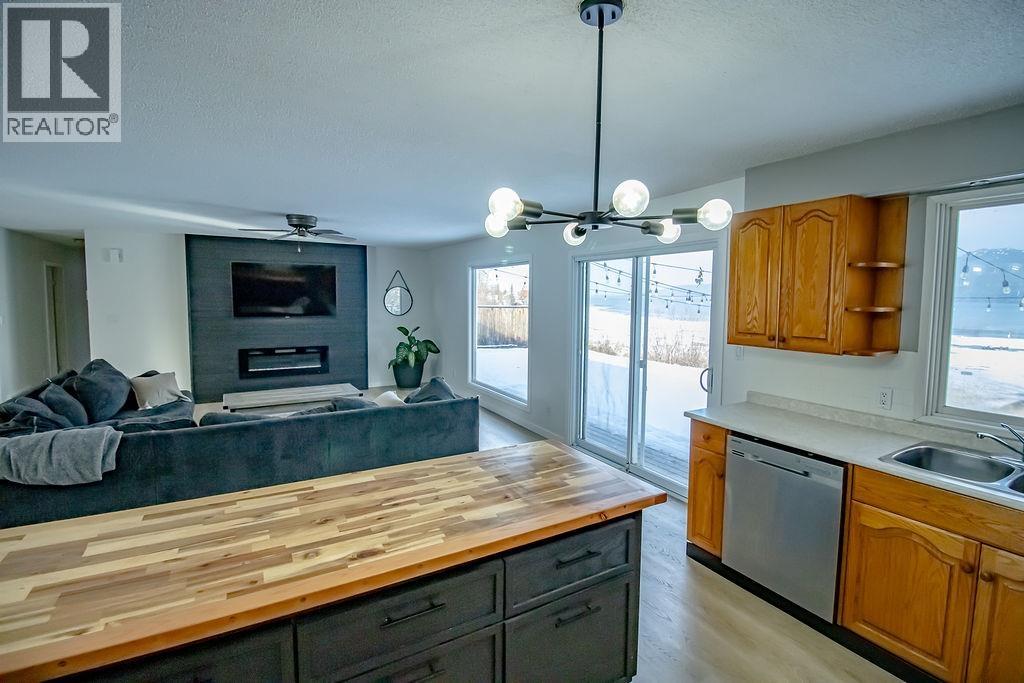 7390 Colony Point Road, Fort St. James, British Columbia  V0J 1P0 - Photo 11 - R3065522