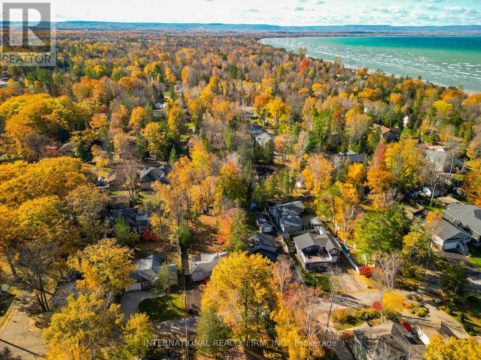 98 33rd Street N, Wasaga Beach, Ontario L9Z 2B9 - Photo 15 - S12522342